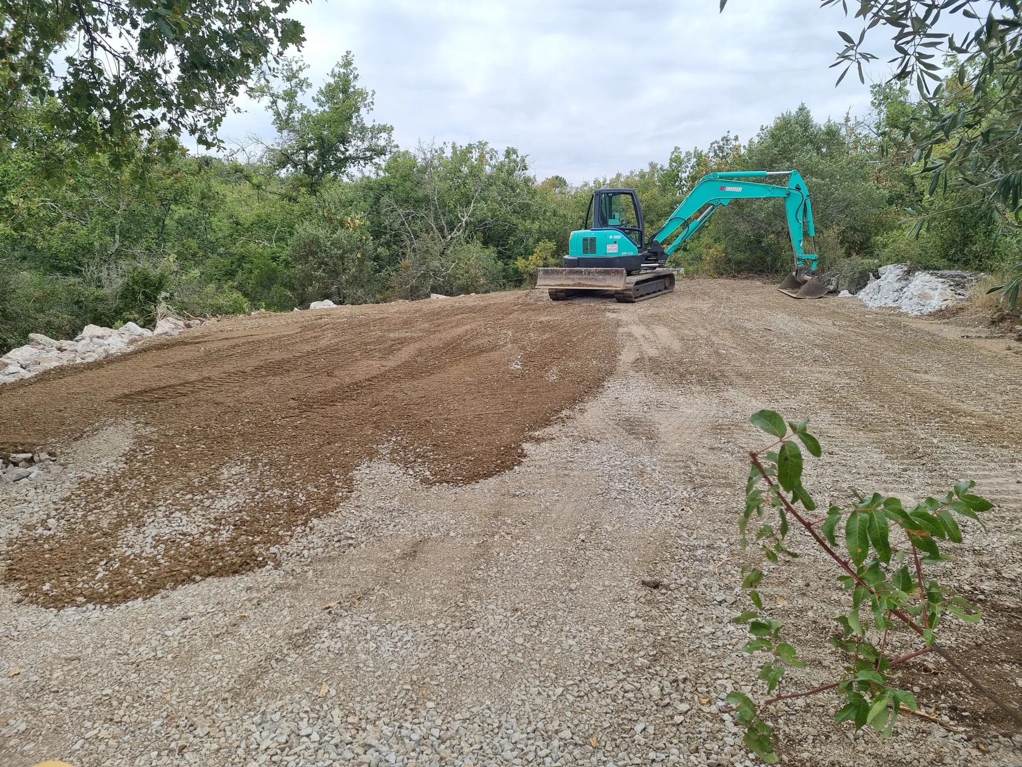 Terrassement, création d’une plateforme pour une maison individuelle, chantier Chassain TP