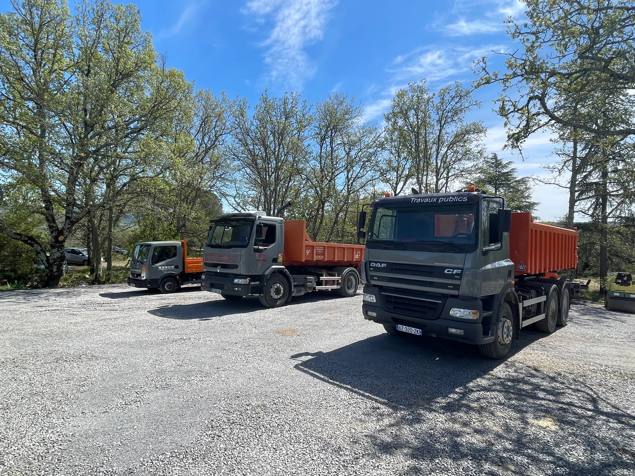 Camions et bennes du parc Chassain TP